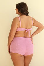 Hannah — 5'10", 38C, XL top | XL bottom.