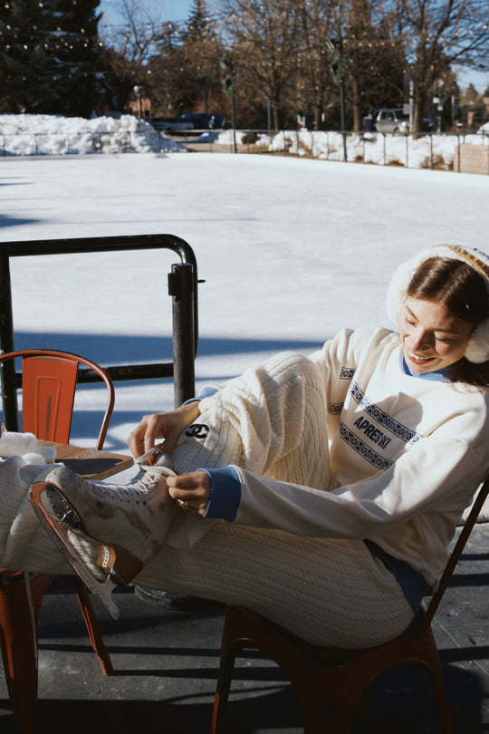 Katia is 5'9" wearing S.