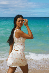 Nisha is 5'5" wearing S.