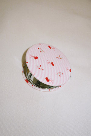Compact Mirror