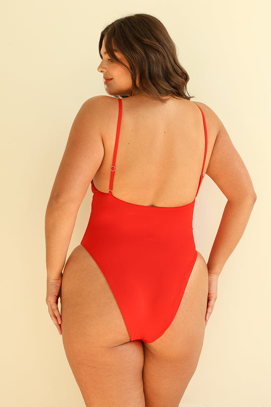 Grace is 5'7" wearing L.