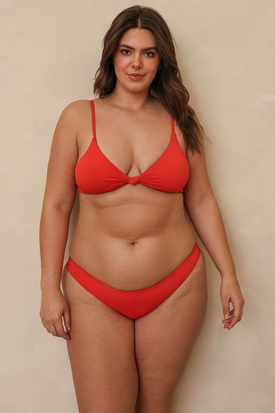 Hannah is 5'10" wearing XL.