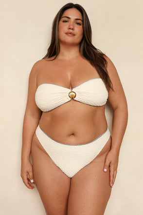 Studio Model – extra view