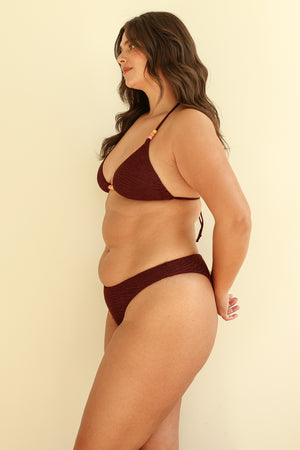 Hannah is 5'10" wearing XL.