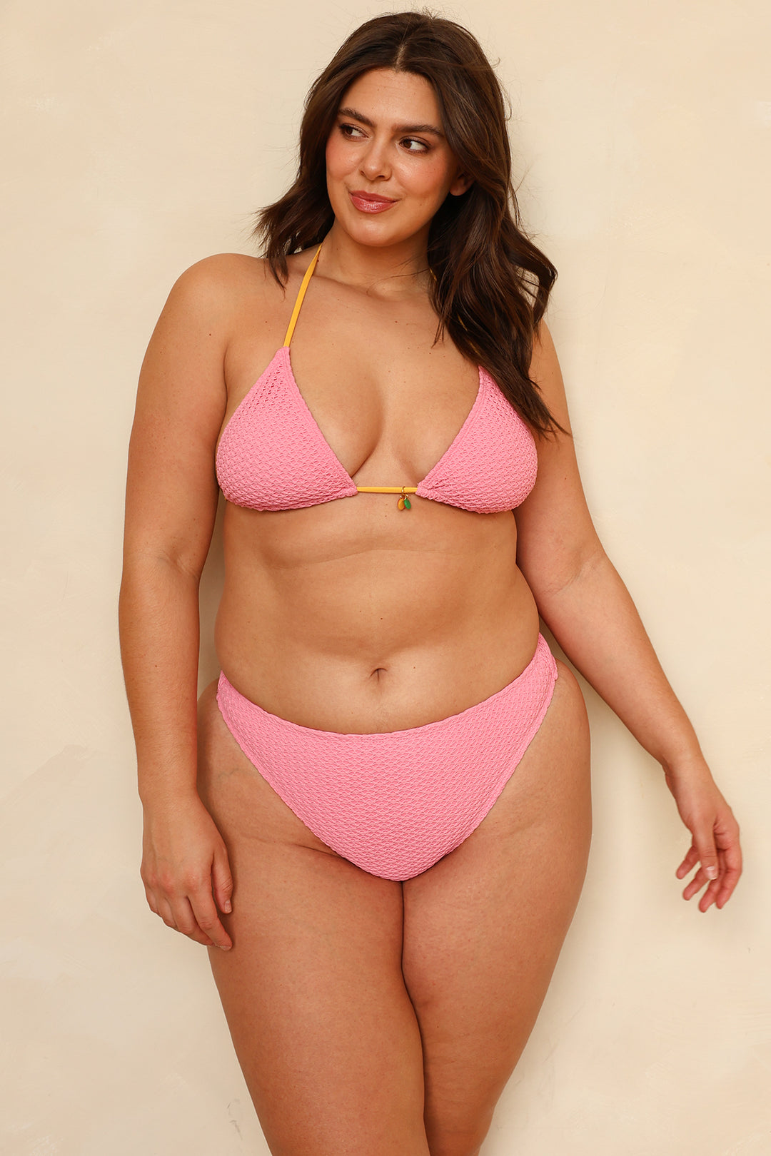 Hannah is 5'10" wearing XL.