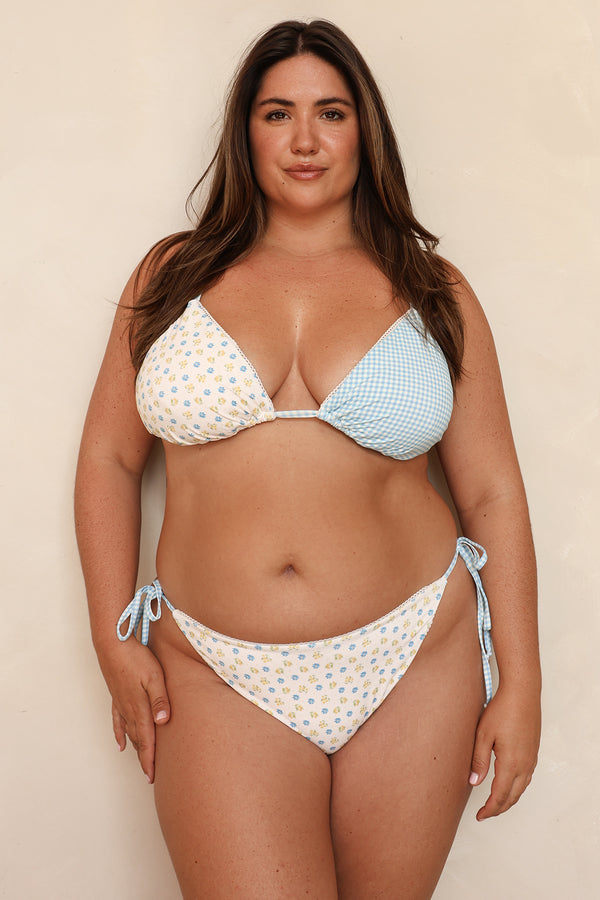 Studio Model – extra view