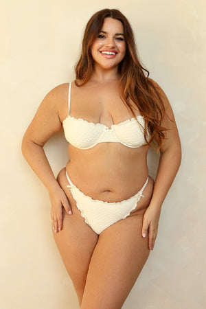 Kacie is 5'8" wearing XL.