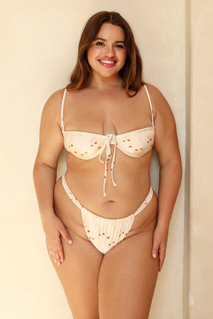 Kacie is 5'8" wearing XL.