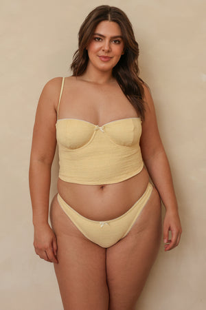 Hannah is 5'10" wearing XL.