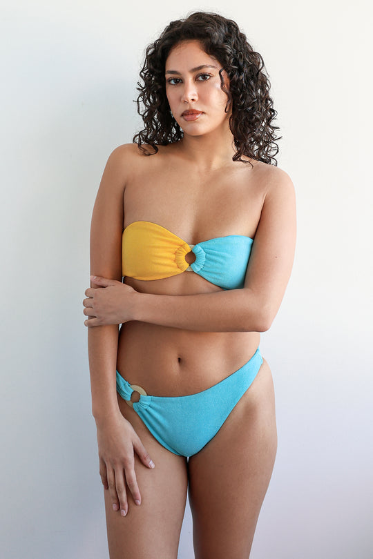 Kenzie is 5'10" wearing M.