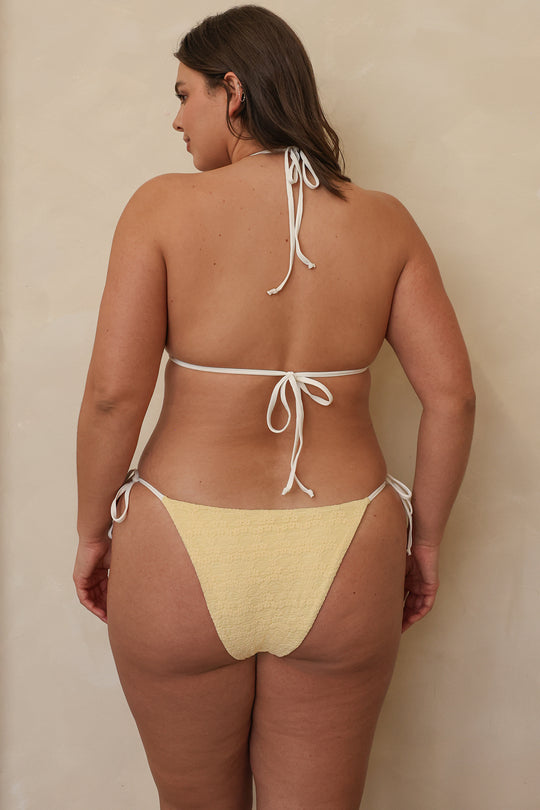 Hannah is 5'10" wearing XL.