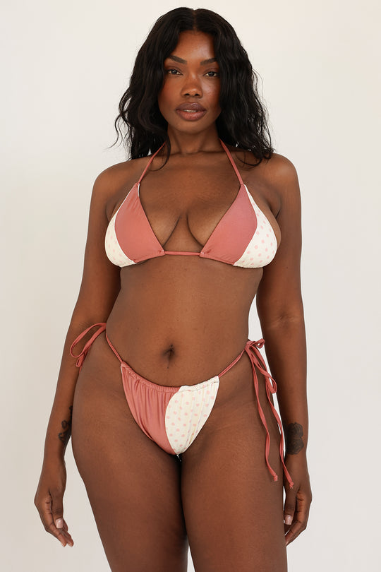 Ketara is 5'10" wearing XL.