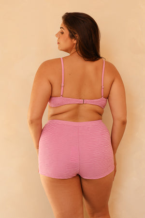 Julianna is 5'10" wearing XL.