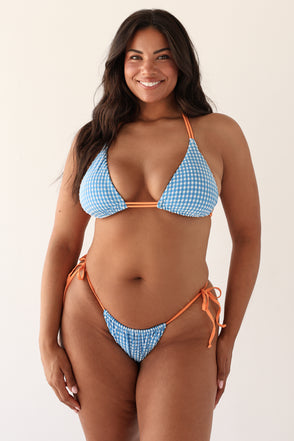 Studio Model – extra view