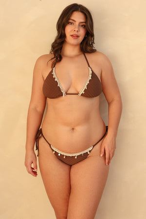 Hannah is 5'10" wearing XL.