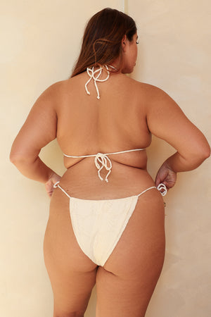 Kacie is 5'8" wearing XL.