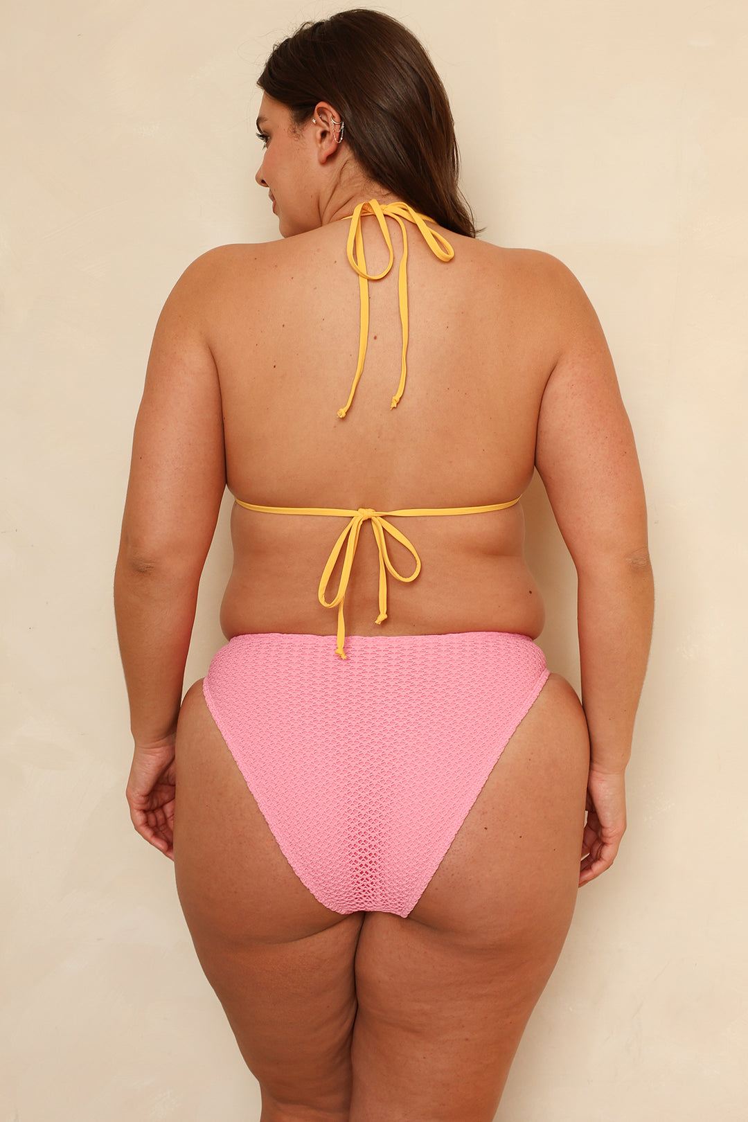 Hannah is 5'10" wearing XL.