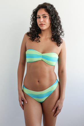 Studio Model – extra view