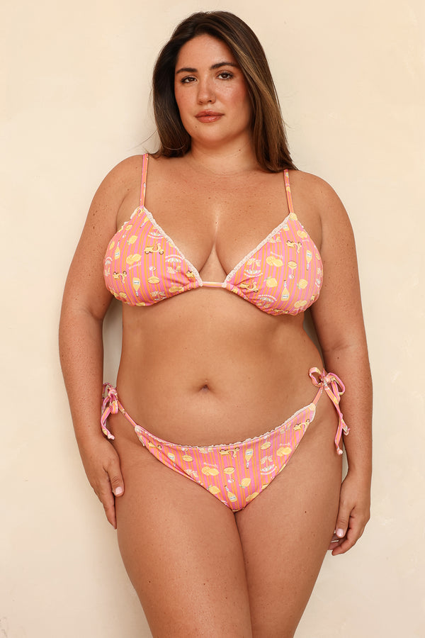 Studio Model – extra view