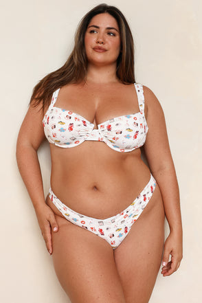 Studio Model – extra view