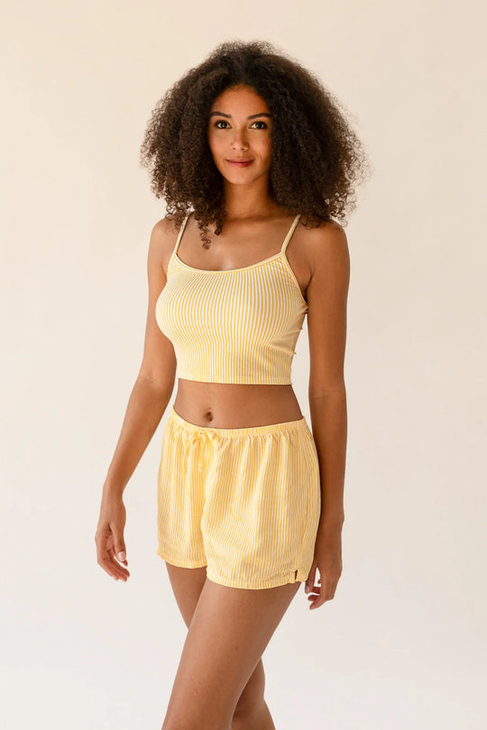 Birta is 5'9.5" wearing S.