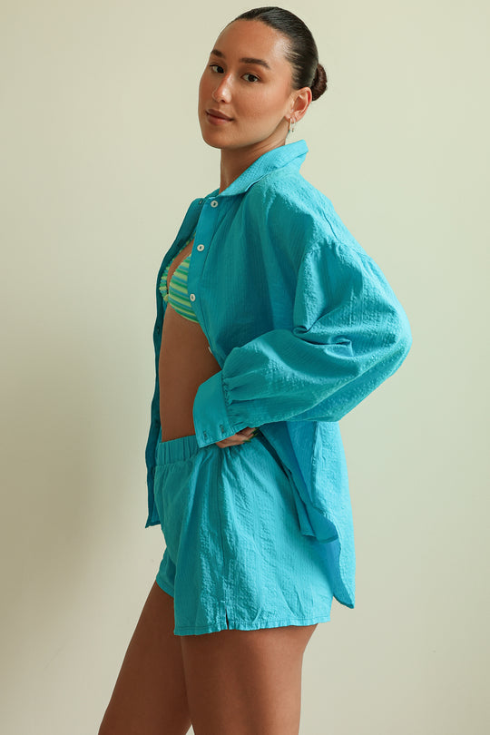 Camryn is 5'8" wearing S.