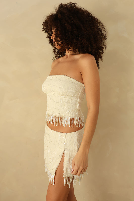 Gabrielle is 5'8" wearing S.