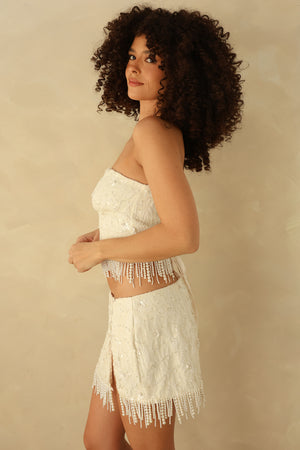 Gabrielle is 5'8" wearing S.