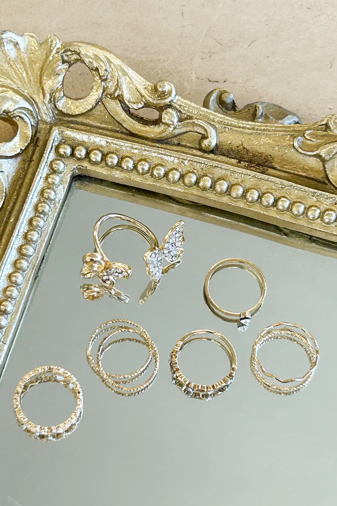 DD0826-GLD butterfly effect ring set gold 4 dippin' daisy's