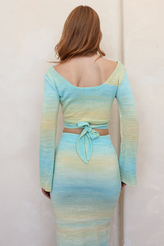 Cinzia is 5'10" wearing S.