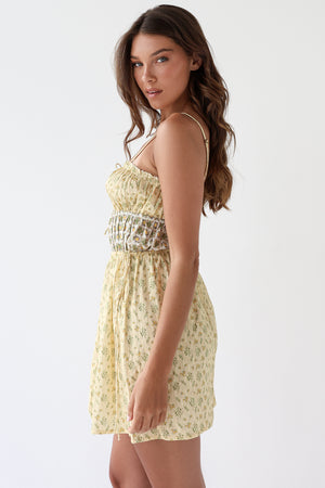 Lauren M. is 5'8" wearing S.