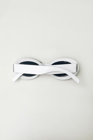DD96496-WHT scarlett sunnies white 3 dippin' daisy's