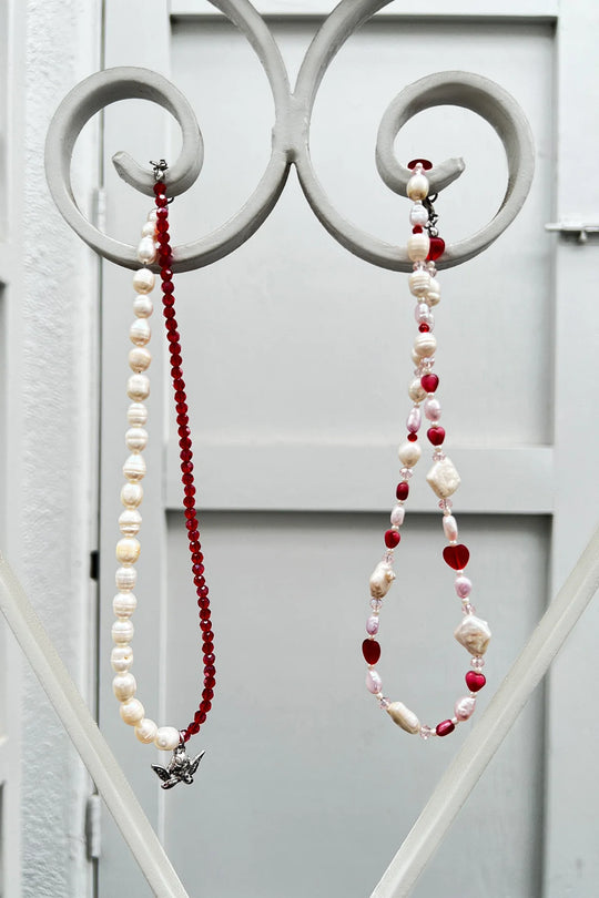DDBJCN-RED silver cherub necklace red 4 dippin' daisy's