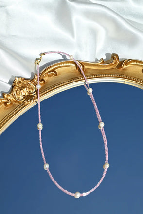 DDBJSBPN-PNK dainty beaded necklace pink 1 dippin' daisy's