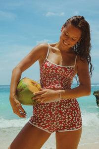 Camryn is 5'8" wearing S.