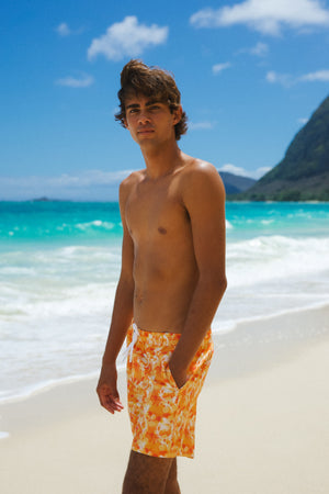 Tahaki is 6'1" wearing S.