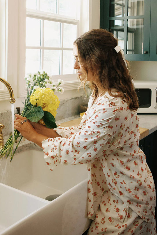 Chloe is 5'7" wearing S.