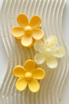 DQ-H0002-YLLW oopsy daisy hair claw clip yellow 5 dippin` daisy`s