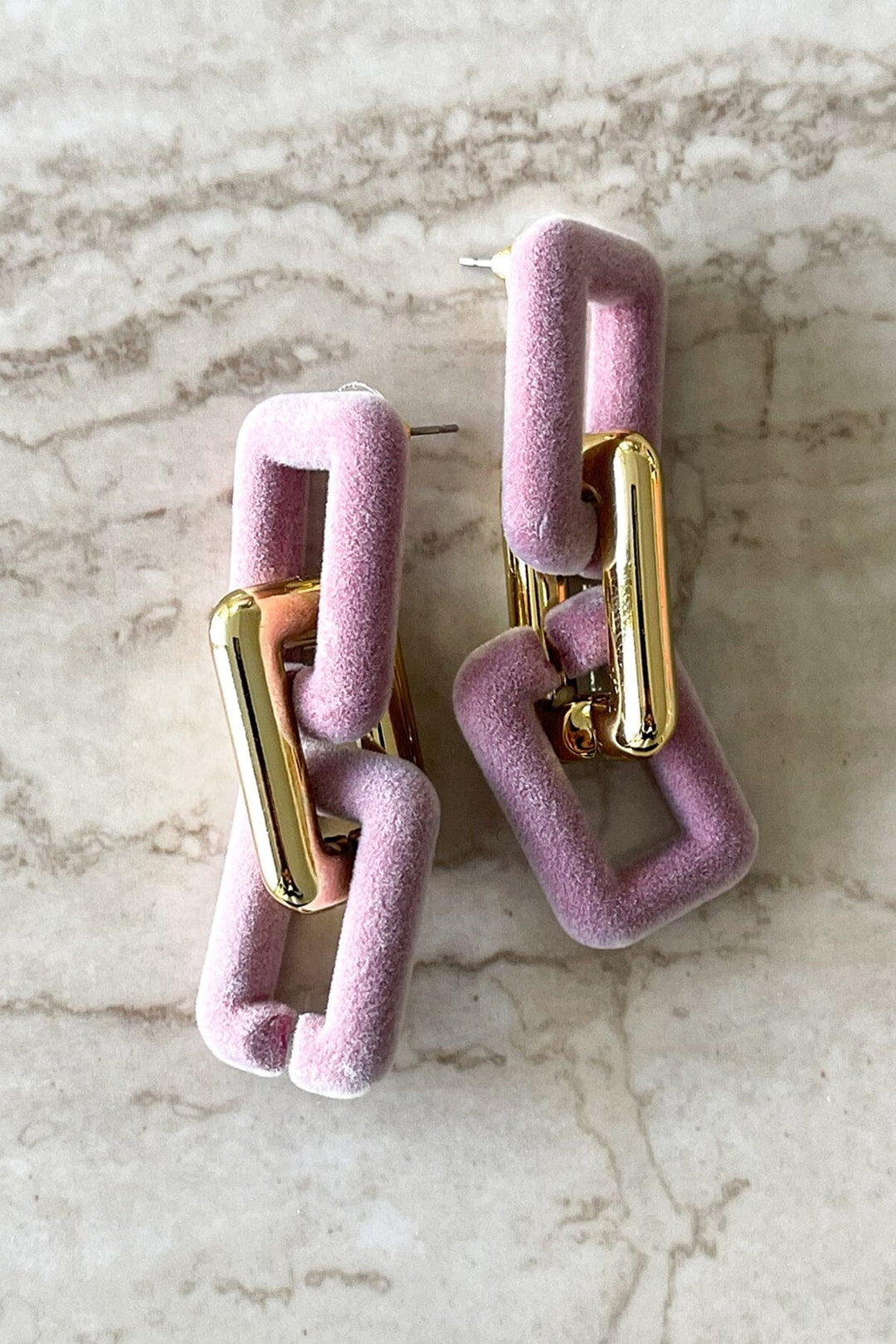 ME10758-PNK holly jolly earrings pink 2 dippin' daisy's