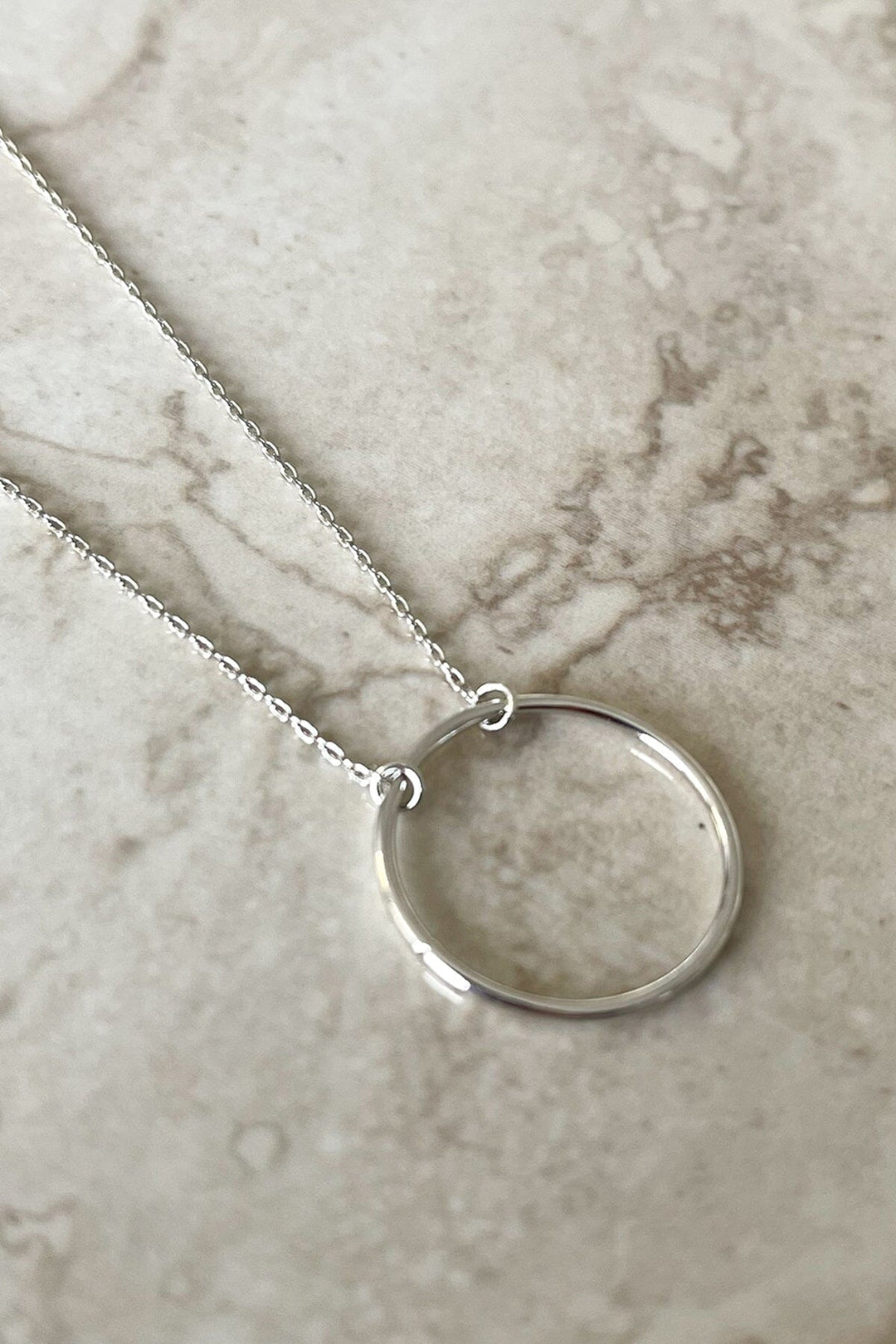 SB20433-SLVR countdown necklace silver 3 dippin' daisy's