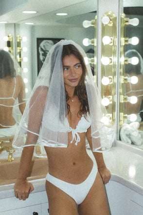 taylor bottom white dippin' daisy's